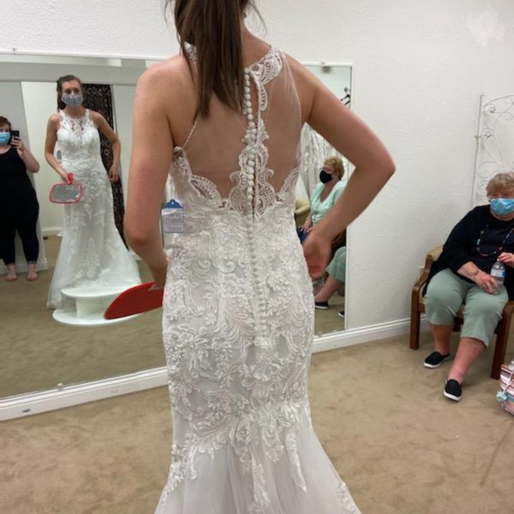 Wedding Dress-brand new, never worn not altered - Picture 15 of 16